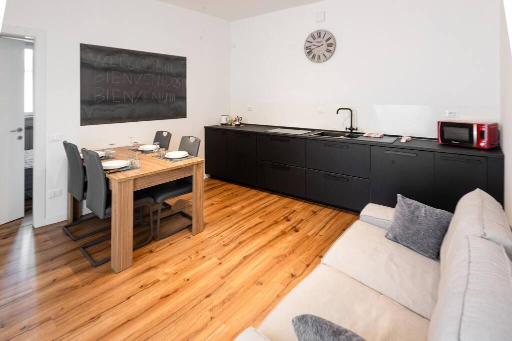 Gewiss Stadium Luxury Apartment With Terrace ベルガモ エクステリア 写真